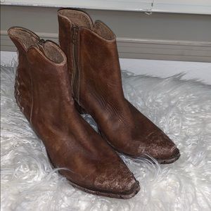ariat fenix bootie